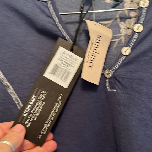 NWT,XS sundance alp n rock embroidered top - Picture 4 of 5